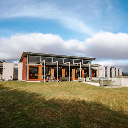 Mt Gold Retreat - Sleeps 8 - Spa Pool - Tennis Court Wanaka Eksteriør bilde
