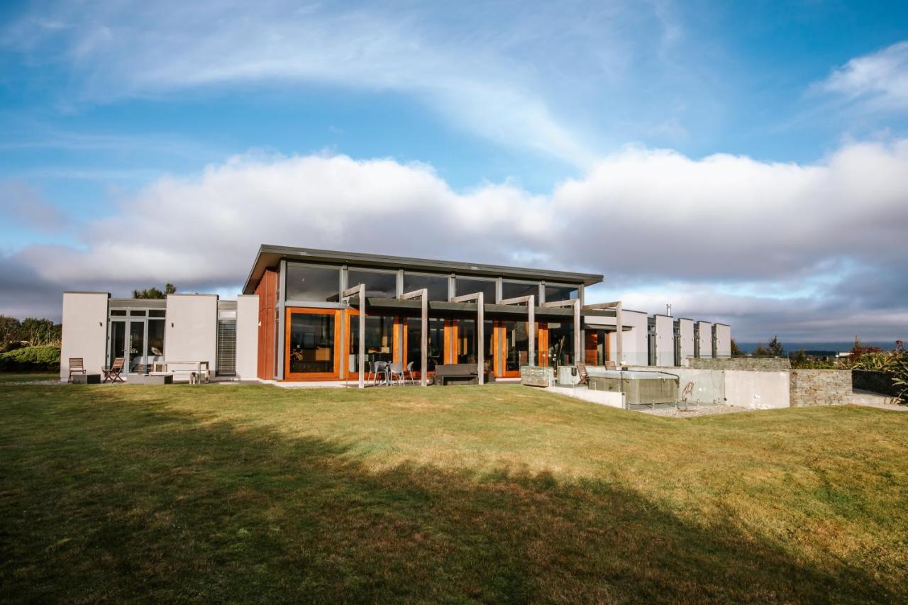Mt Gold Retreat - Sleeps 8 - Spa Pool - Tennis Court Wanaka Eksteriør bilde