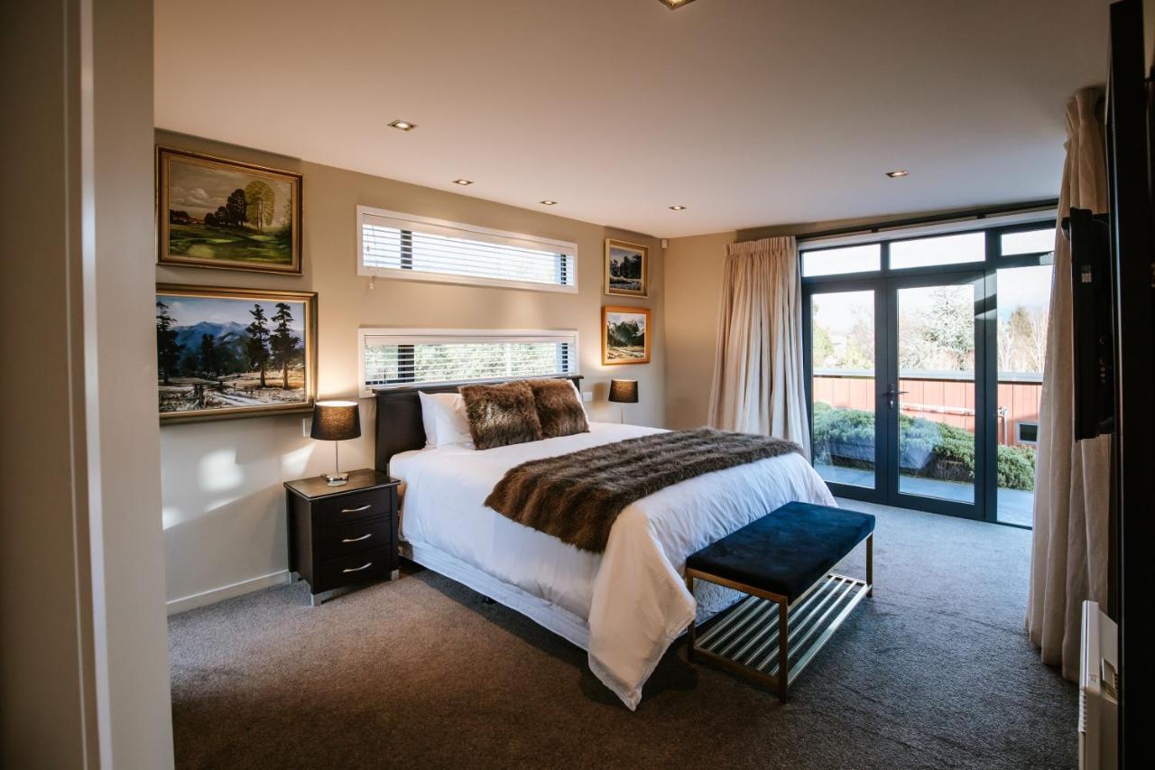 Mt Gold Retreat - Sleeps 8 - Spa Pool - Tennis Court Wanaka Eksteriør bilde