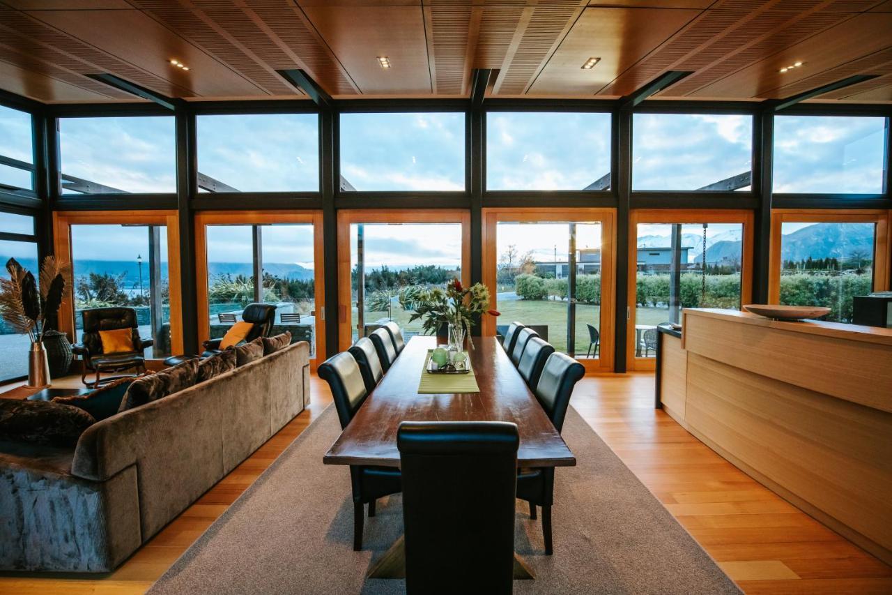 Mt Gold Retreat - Sleeps 8 - Spa Pool - Tennis Court Wanaka Eksteriør bilde